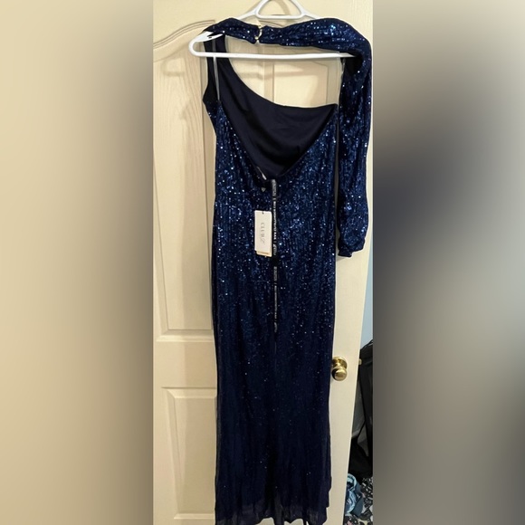 Sequin Gown - Picture 4 of 7